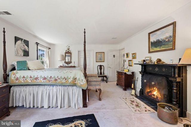 961 SUMMERVILLE RD, Boyce, VA 22620