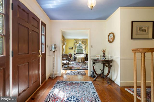 961 SUMMERVILLE RD, Boyce, VA 22620