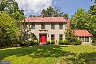 961 SUMMERVILLE RD, Boyce, VA 22620