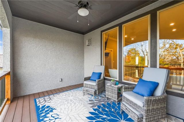 433 NW Kaylea Court, Lee's Summit, MO 64081