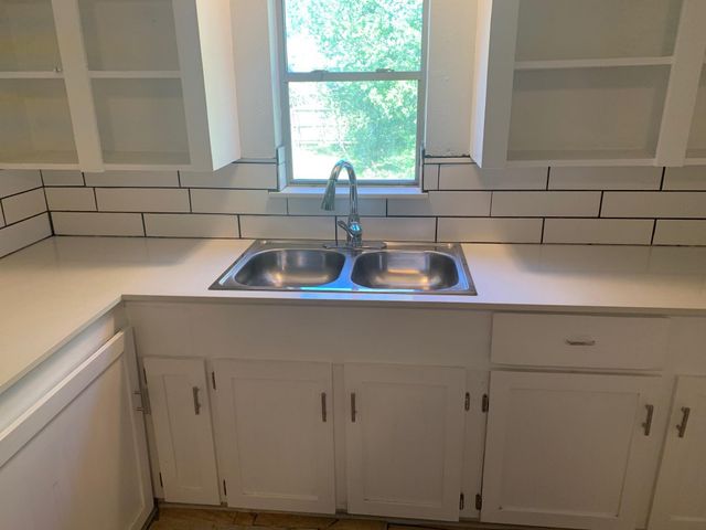 2306 28th Avenue N, Texas City, TX 77590