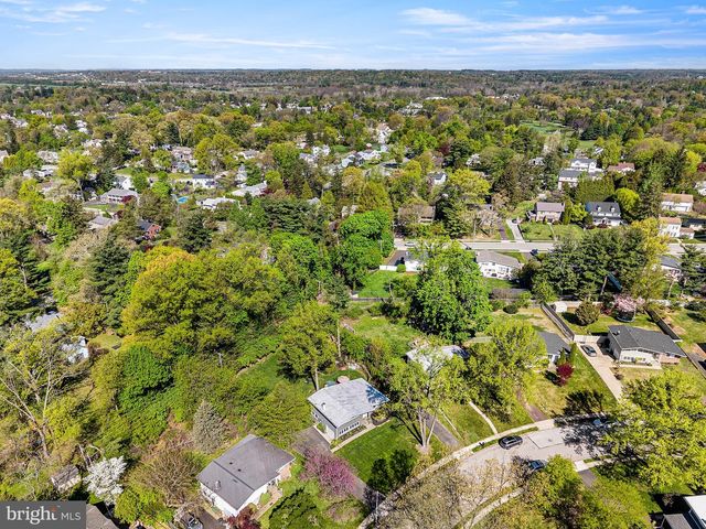 913 HARSTON LN, Erdenheim, PA 19038