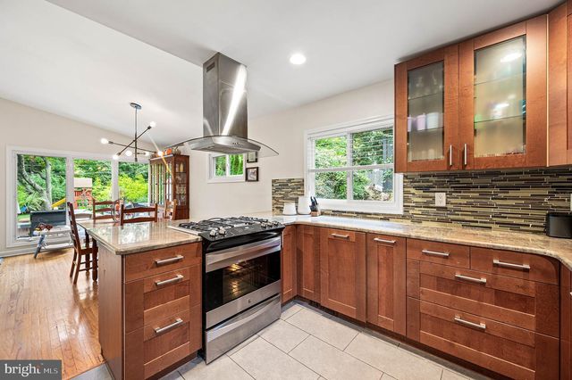 913 HARSTON LN, Erdenheim, PA 19038