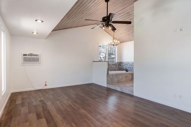 182 Valley View Drive, Ridgedale, MO 65739