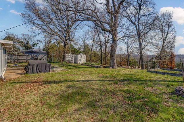 182 Valley View Drive, Ridgedale, MO 65739