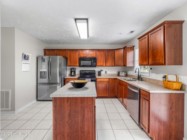 224 Rutherford Way, Jacksonville, NC 28540