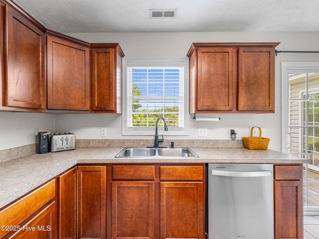 224 Rutherford Way, Jacksonville, NC 28540