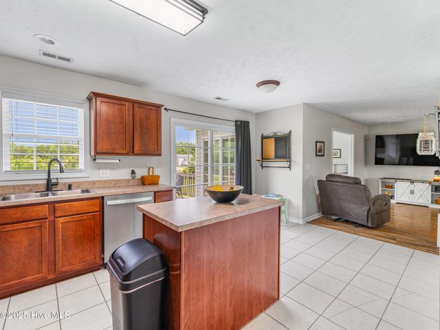 224 Rutherford Way, Jacksonville, NC 28540