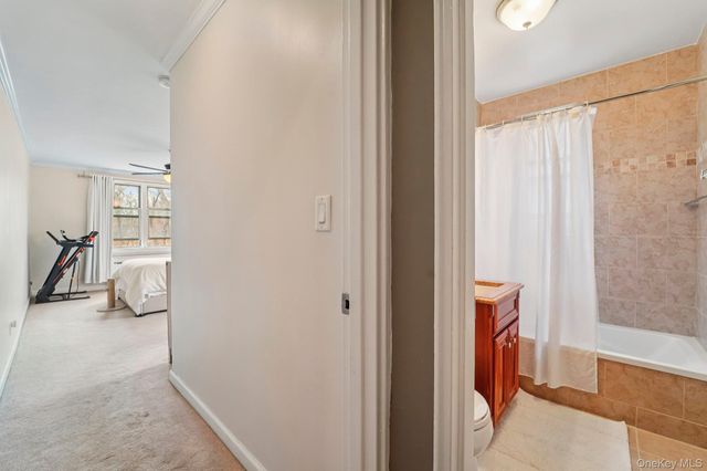 4 Sadore 7F, Yonkers, NY 10710