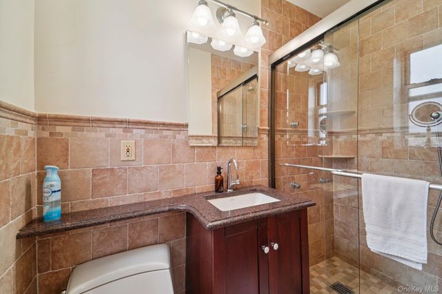 4 Sadore 7F, Yonkers, NY 10710