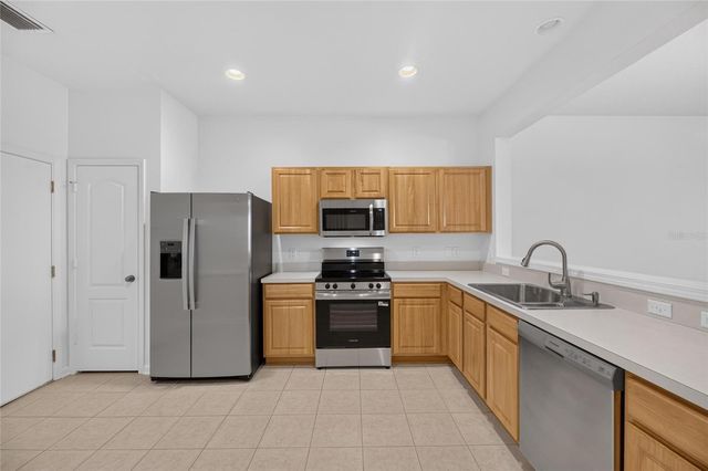 4979 POND RIDGE DRIVE, Riverview, FL 33578