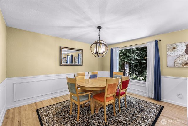 20714 NE 43rd Street, Sammamish, WA 98074