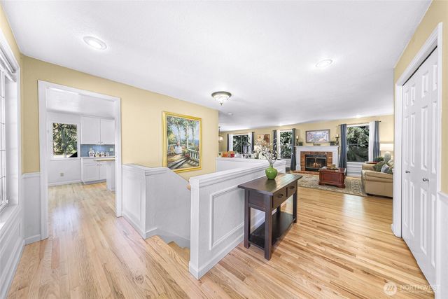 20714 NE 43rd Street, Sammamish, WA 98074