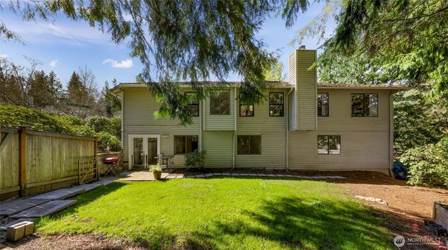 20714 NE 43rd Street, Sammamish, WA 98074