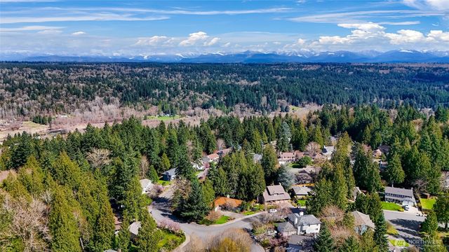 20714 NE 43rd Street, Sammamish, WA 98074