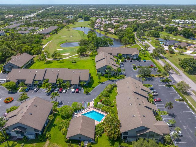 6295 SE Charleston Place 101, Hobe Sound, FL 33455