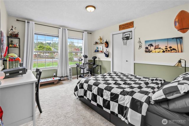 21 Monroe Drive, Cathlamet, WA 98612