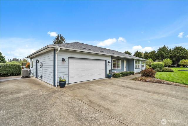 21 Monroe Drive, Cathlamet, WA 98612