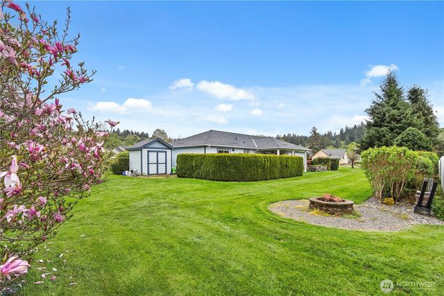 21 Monroe Drive, Cathlamet, WA 98612