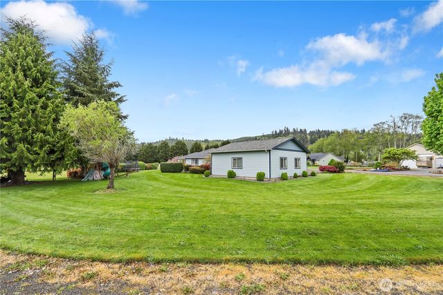 21 Monroe Drive, Cathlamet, WA 98612