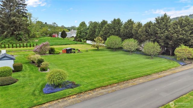 21 Monroe Drive, Cathlamet, WA 98612