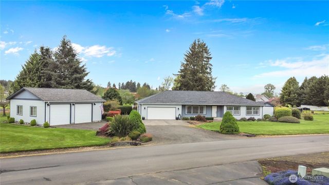 21 Monroe Drive, Cathlamet, WA 98612