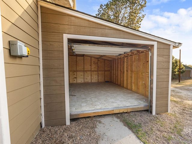 35725 Darting Bird Ride, Elizabeth, CO 80107