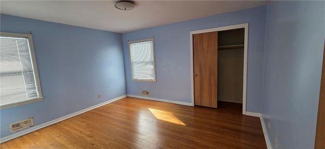 9500 Buena Vista Street, Overland Park, KS 66207