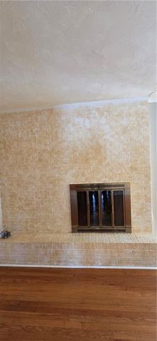 9500 Buena Vista Street, Overland Park, KS 66207