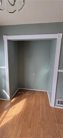 9500 Buena Vista Street, Overland Park, KS 66207