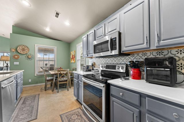 111 Deer Run Road, Branson, MO 65616