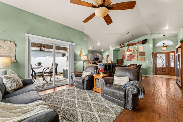 111 Deer Run Road, Branson, MO 65616