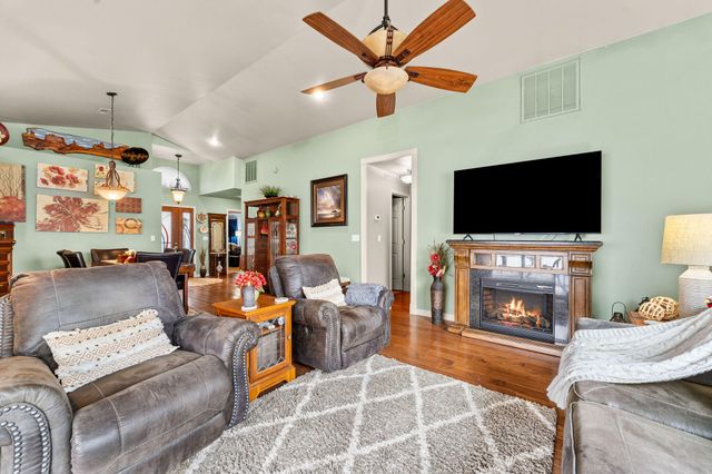 111 Deer Run Road, Branson, MO 65616