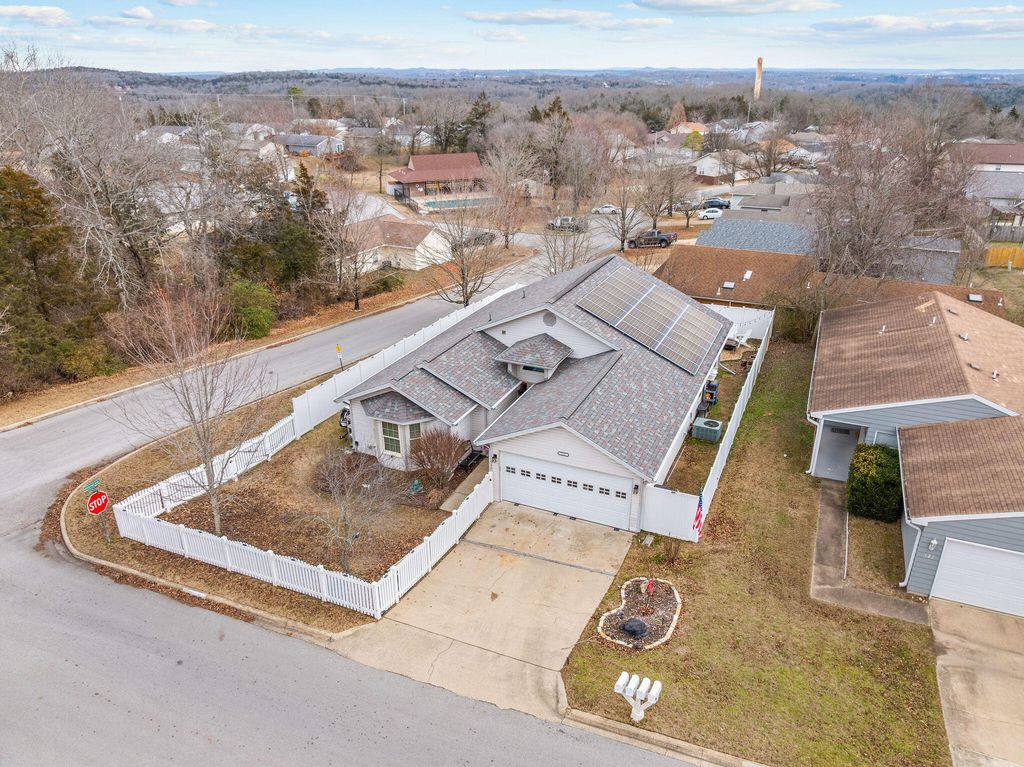 111 Deer Run Road, Branson, MO 65616