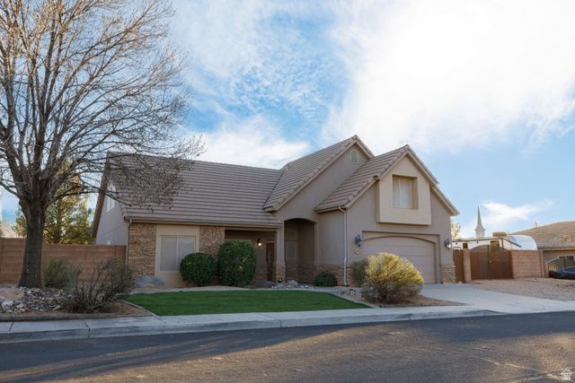 59 W 1965 S, Washington, UT 84780