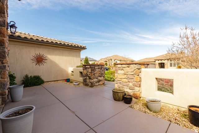 1237 W 2370 S, St. George, UT 84770