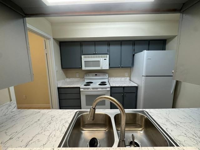 16111 Aspenglenn Drive 908, Houston, TX 77084