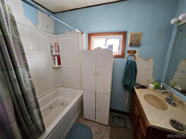 2295 State Route 14, Phelps, NY 14456