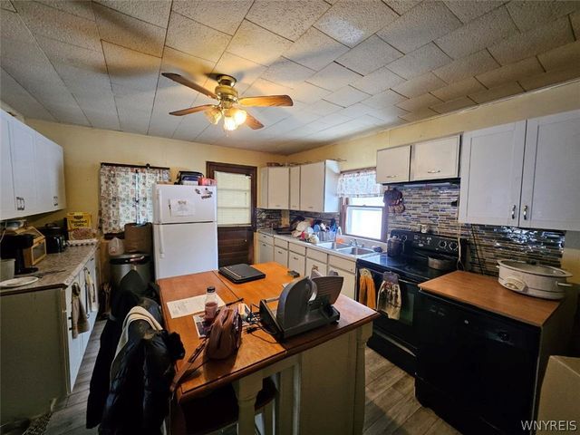 2295 State Route 14, Phelps, NY 14456