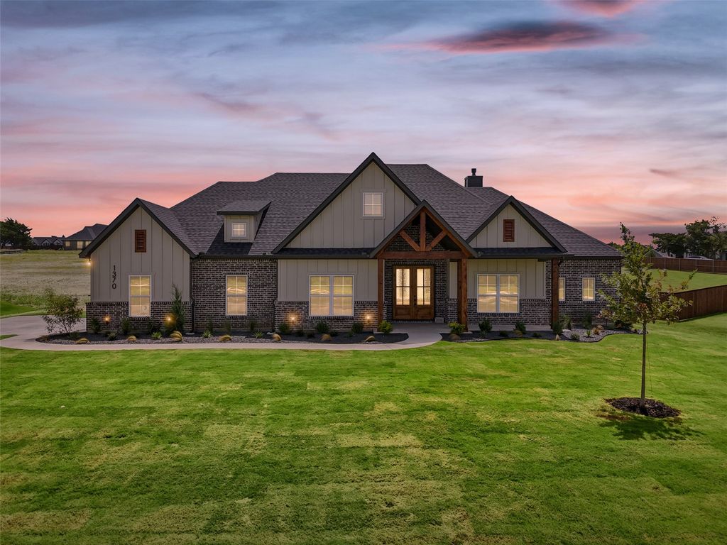 1370 Carroll Moran Trail, Midlothian, TX 76065