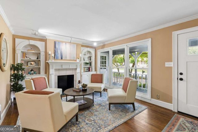528 Powder Springs Street SE, Smyrna, GA 30082