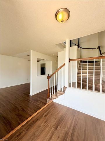 3404 Clover Meadows DR, Chesapeake, VA 23321
