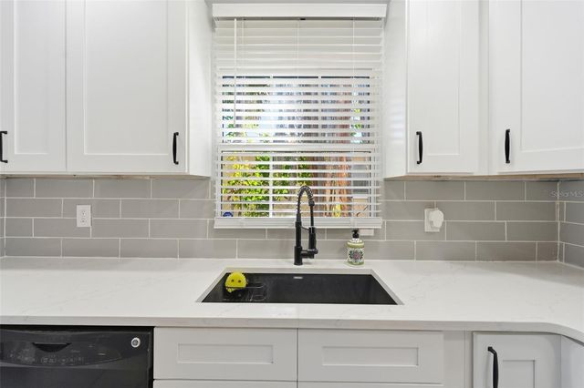 5501 96TH AVENUE N, Pinellas Park, FL 33782