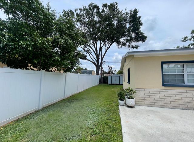 5501 96TH AVENUE N, Pinellas Park, FL 33782