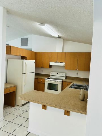 367 SW Donna Terrace, Port St. Lucie, FL 34984