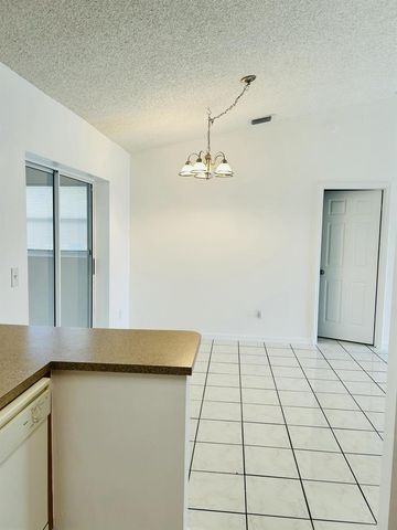367 SW Donna Terrace, Port St. Lucie, FL 34984