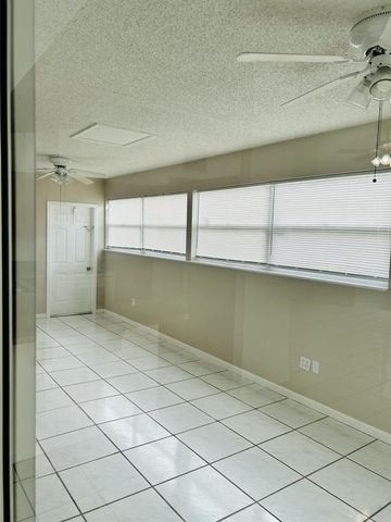 367 SW Donna Terrace, Port St. Lucie, FL 34984