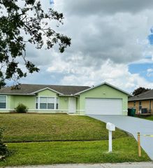 367 SW Donna Terrace, Port St. Lucie, FL 34984