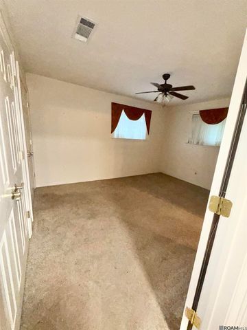 10400 Mollylea Dr, Baton Rouge, LA 70815