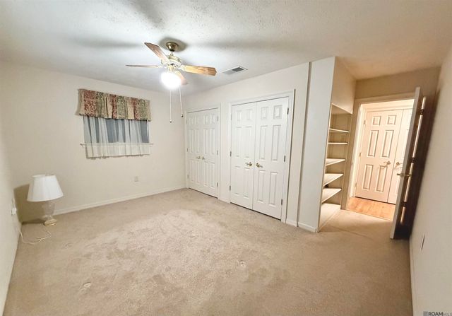 10400 Mollylea Dr, Baton Rouge, LA 70815